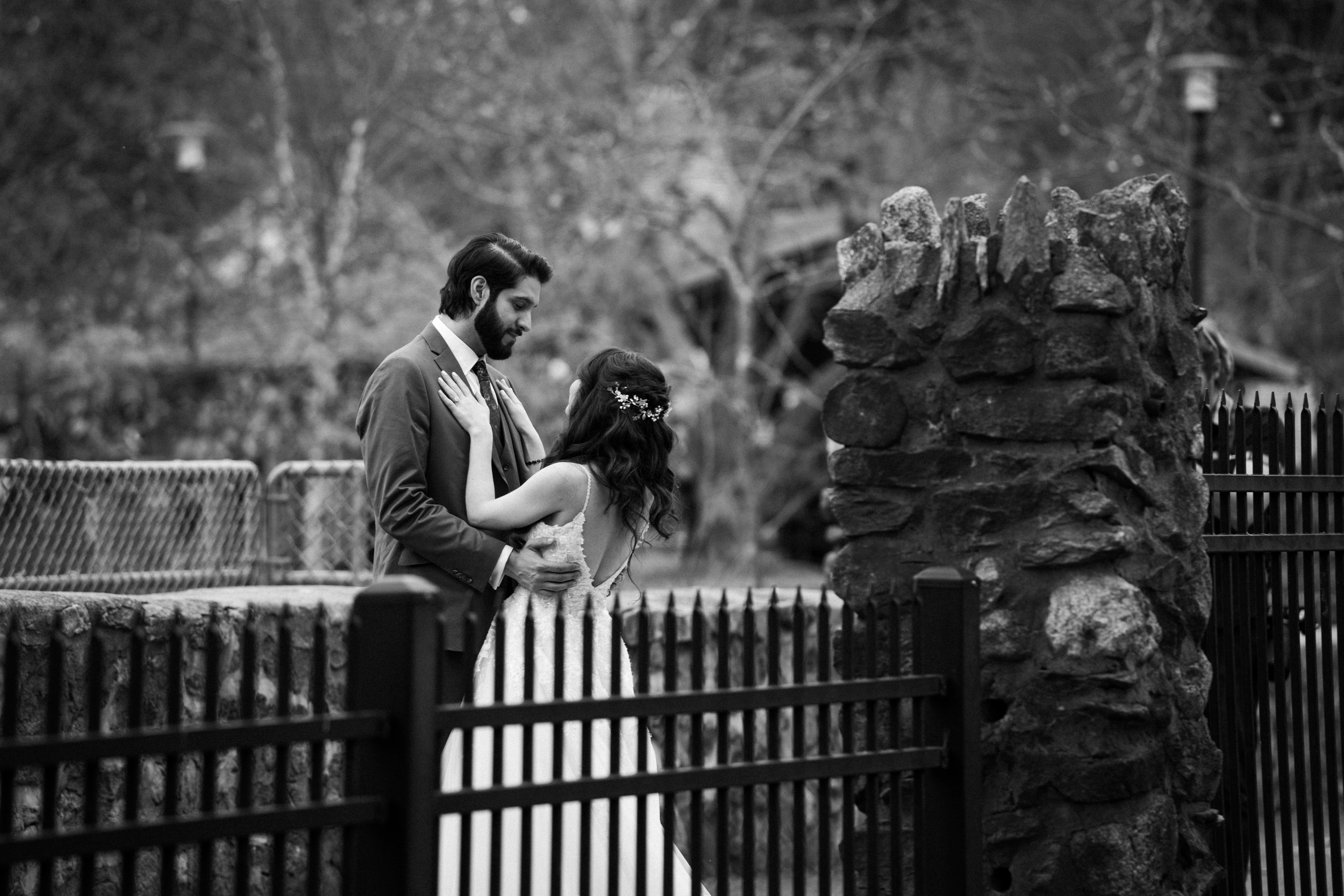 Wedding professionals working together